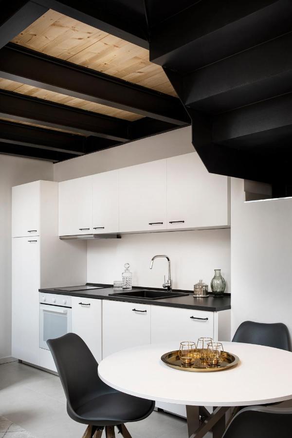 Aria Boutique Apartments Farneti Милан Экстерьер фото